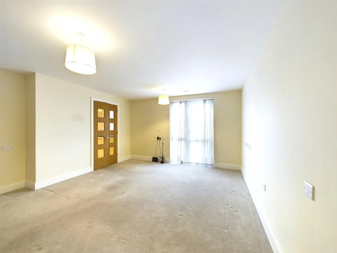 Josiah Drive, Ickenham, Uxbridge, UB10 8FB, photo 2