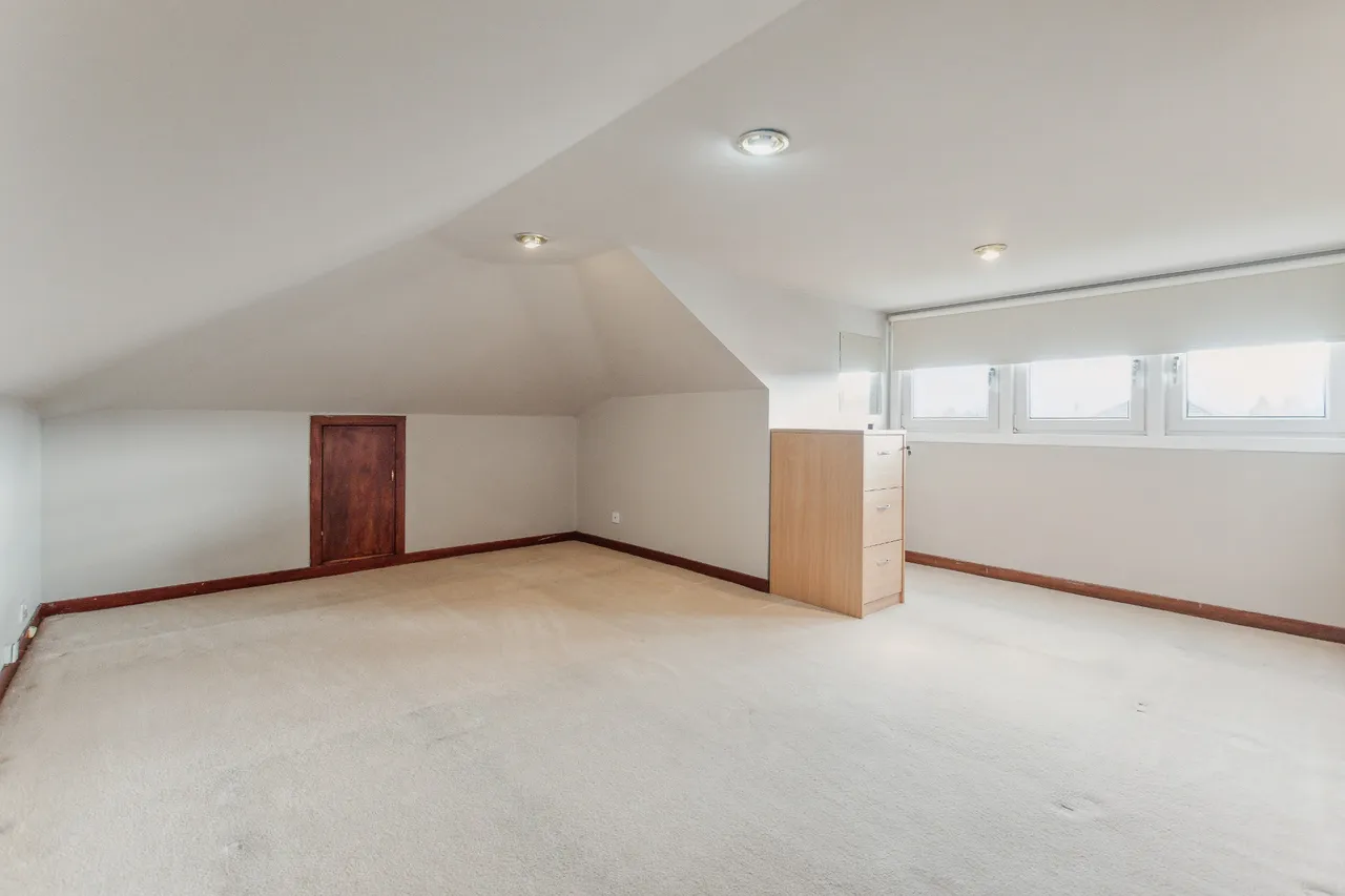 West Chapelton Drive, Bearsden, G61, photo 10