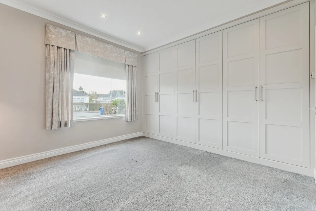West Chapelton Drive, Bearsden, G61, photo 4