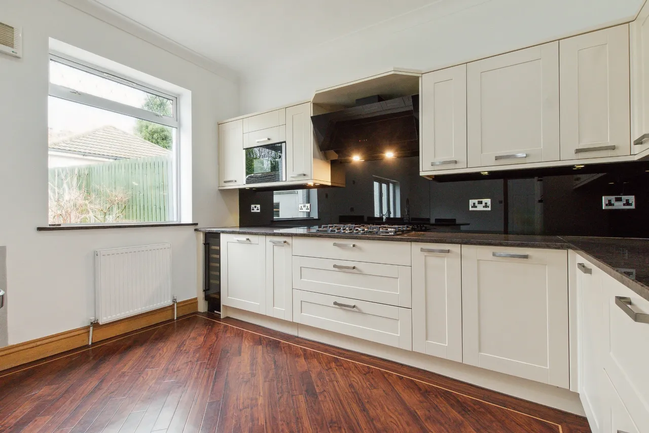 West Chapelton Drive, Bearsden, G61, photo 16