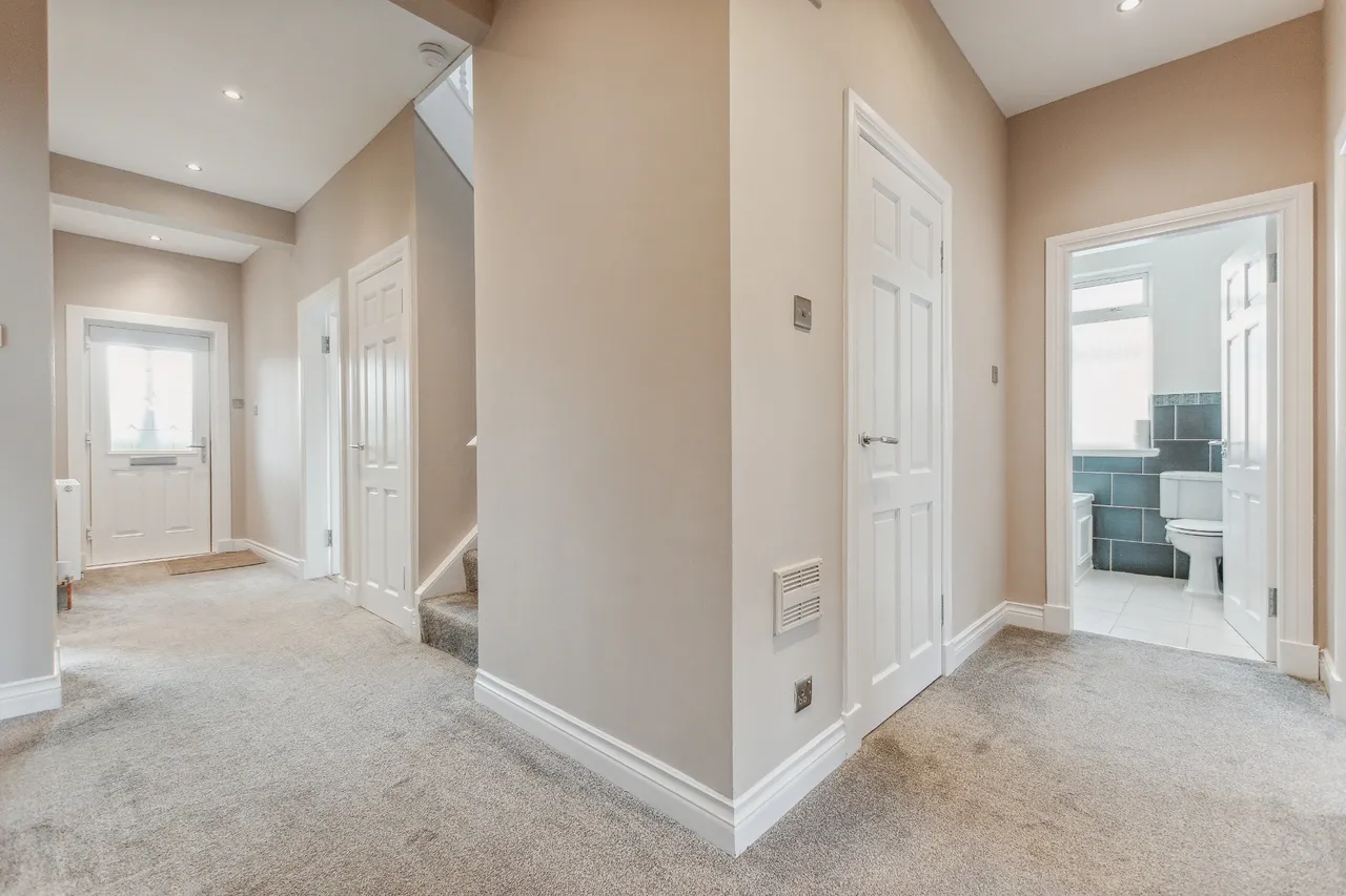 West Chapelton Drive, Bearsden, G61, photo 25