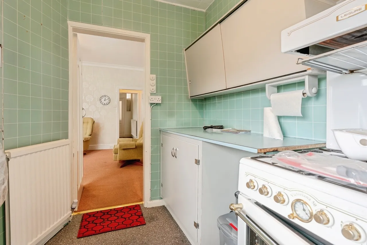 Atkinson Street, Briercliffe, Burnley, Lancashire, BB10, photo 9