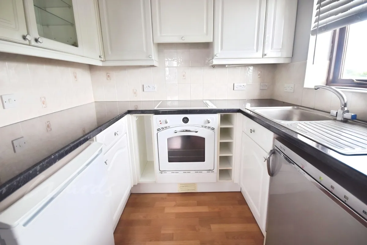 Churchill Close, Dartford, DA1, photo 3