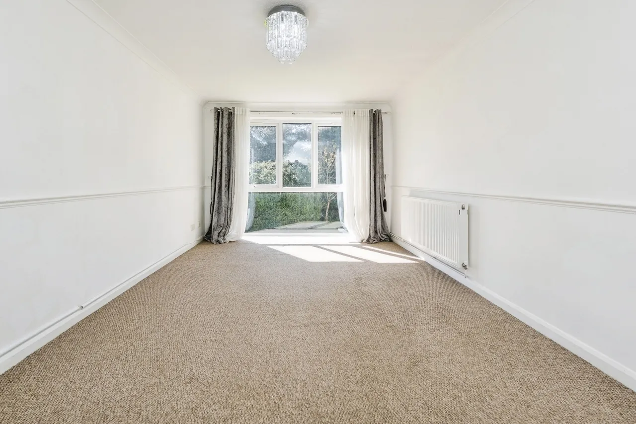 Chaplaincy Gardens, Hornchurch, RM11, photo 20