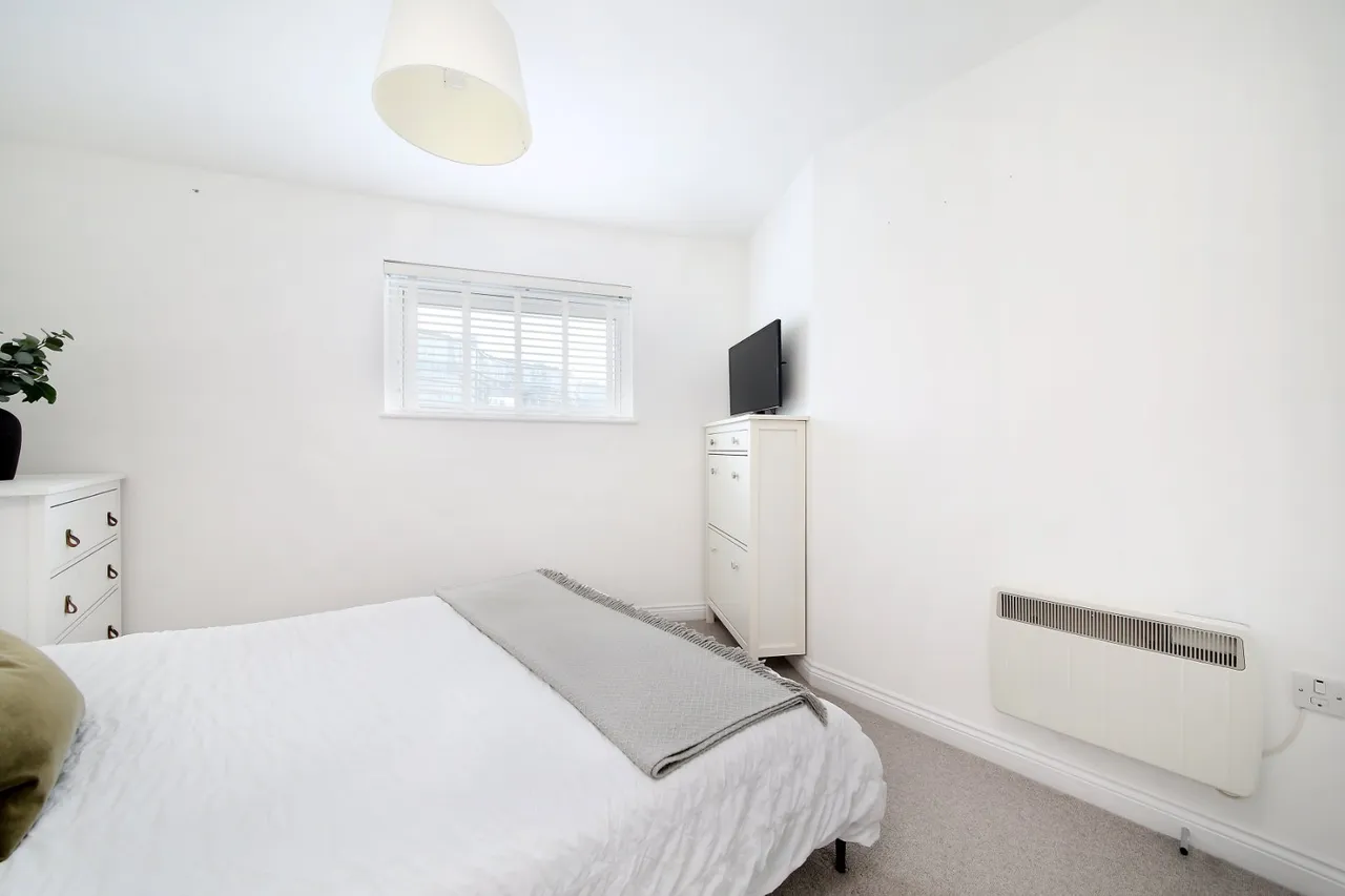 Queenstown Road, London, SW11, photo 9