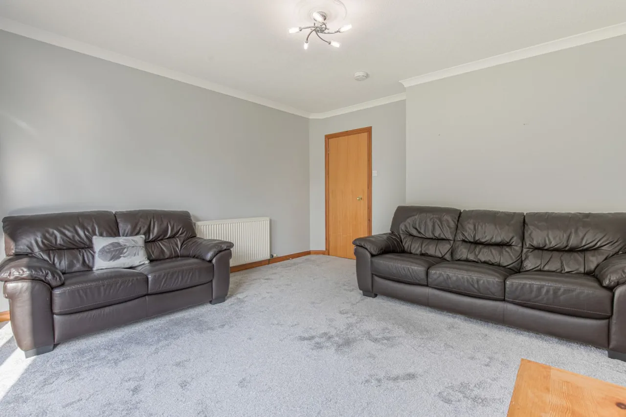 2 bed flat to rent, Lord Hay's Grove, AB24