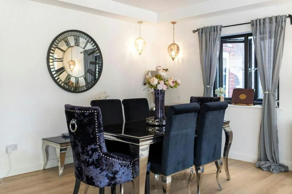 Malford Grove, London, E18, photo 5