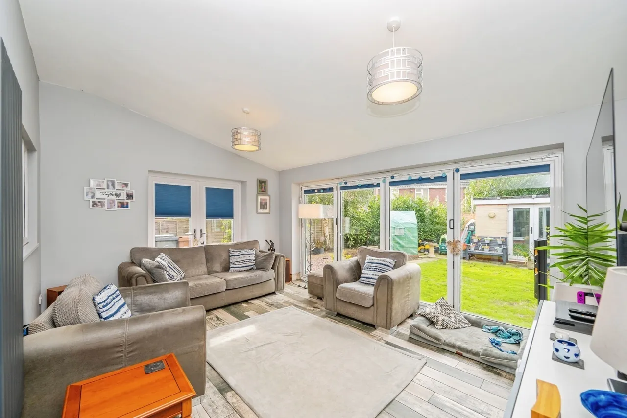 Bleak House Drive, Burntwood, WS7, photo 6