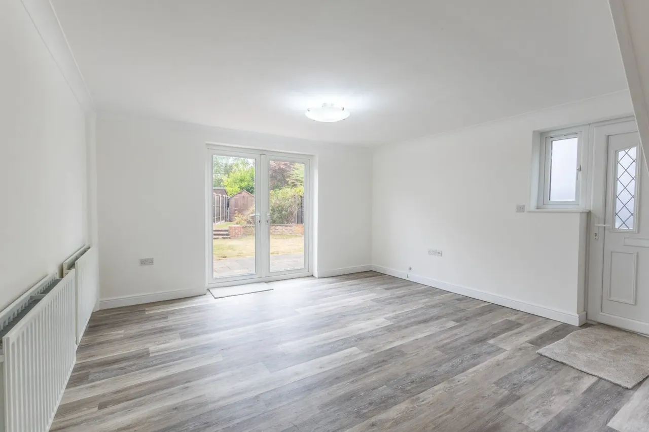 Sundridge Road, Woking, GU22 9AU, photo 2