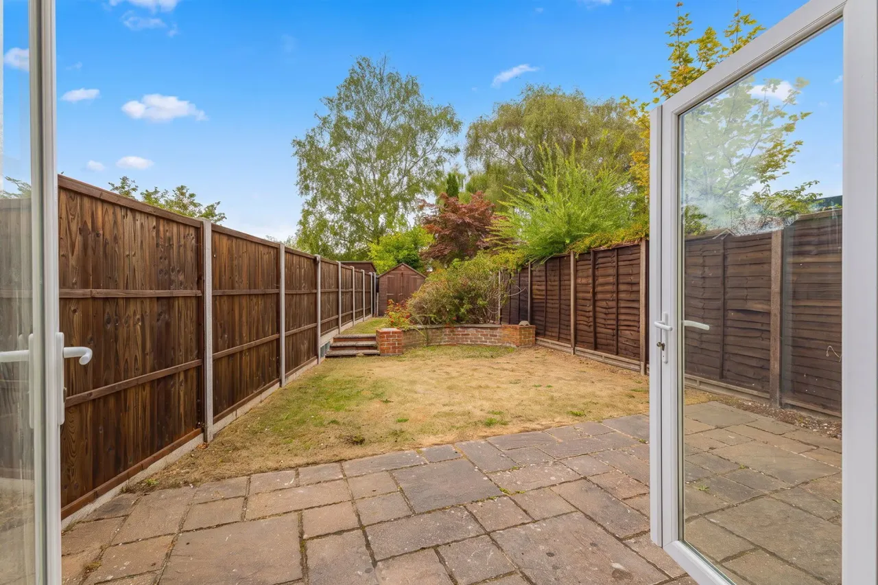 Sundridge Road, Woking, GU22 9AU, photo 4