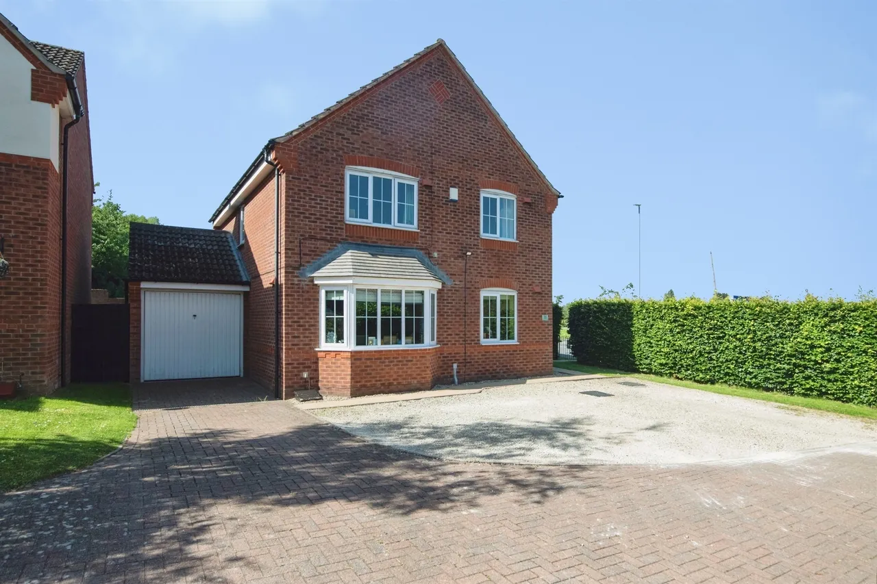 4 bed house for sale, Portway Road, Rowley Regis, B65