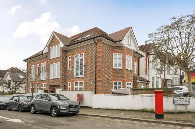 2 bed flat for sale, Finchley Lane, Hendon, NW4