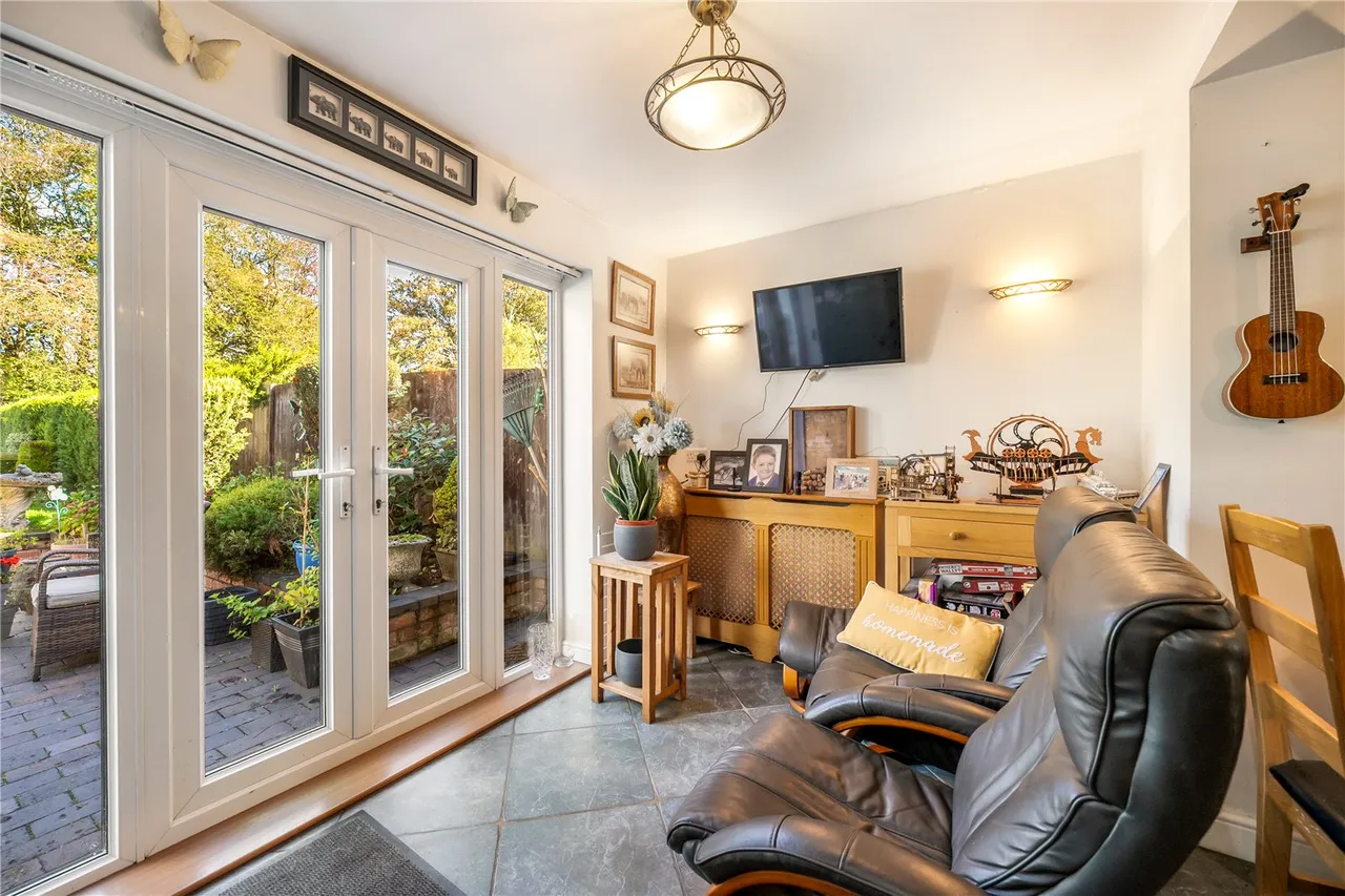 May Lane, Kings Heath, B14, photo 5