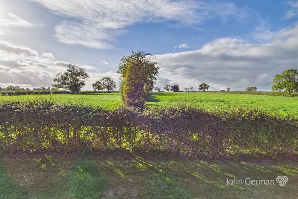 Sudbury Road, Yoxall, photo 21