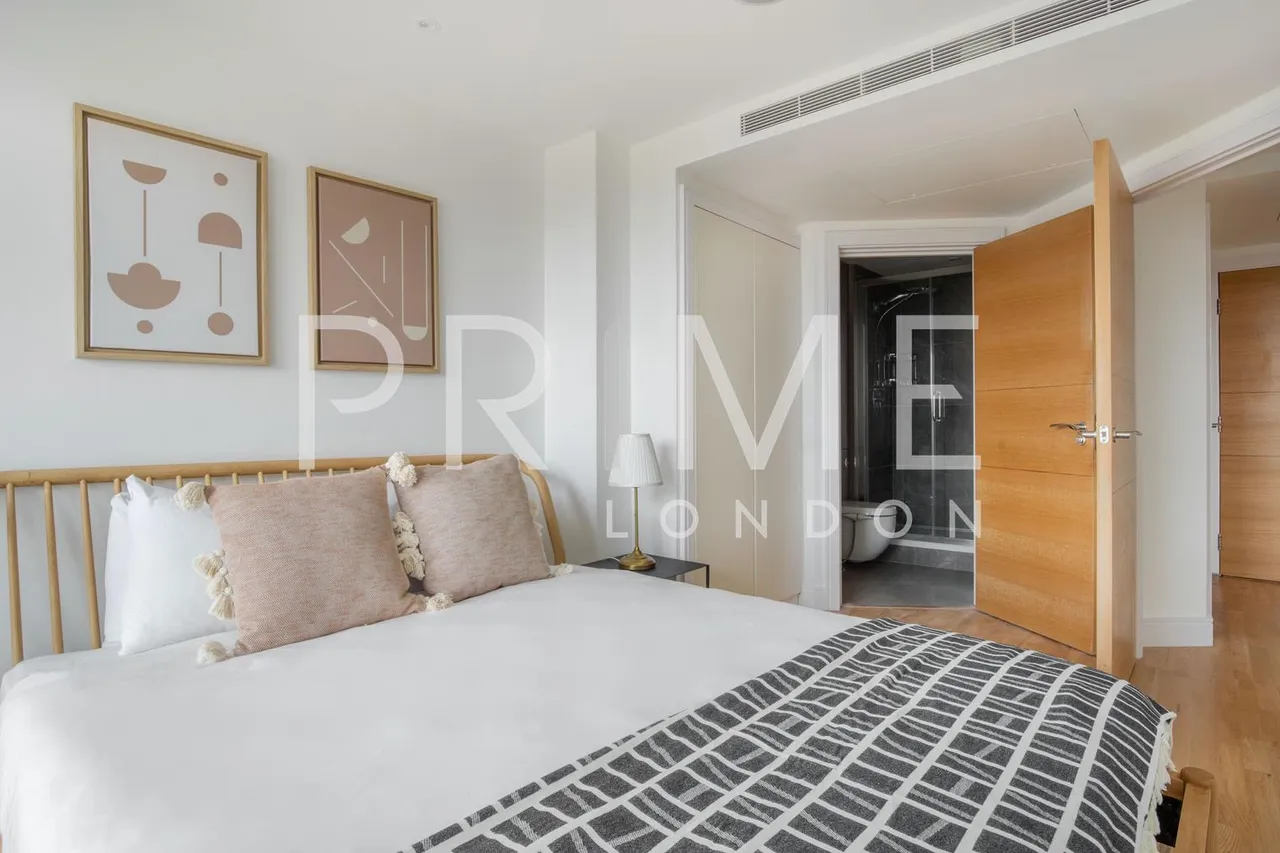 Aquarius House, St. George Wharf, SW8, photo 8