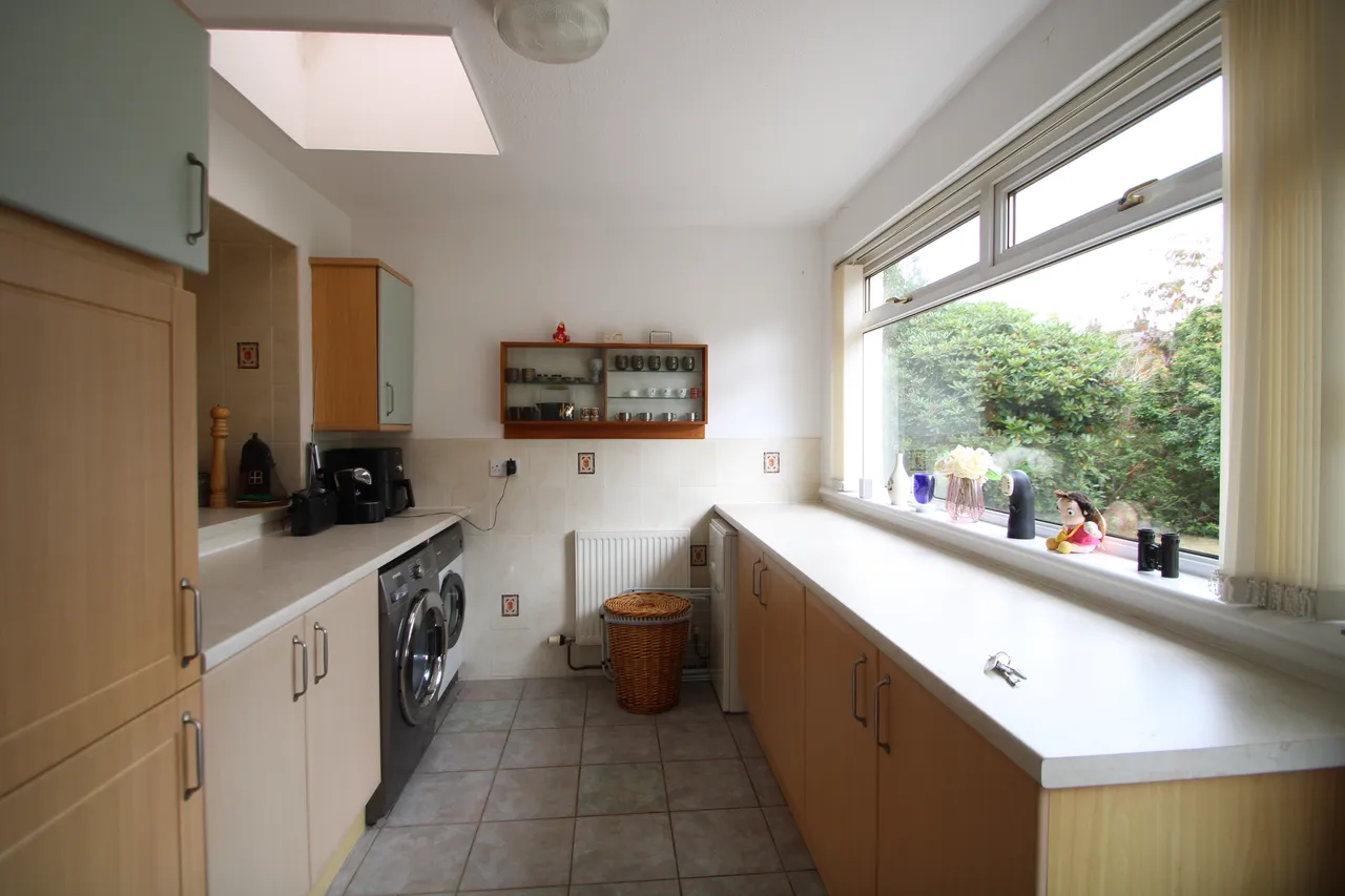 Dalkeith Avenue, Bishopbriggs, photo 13