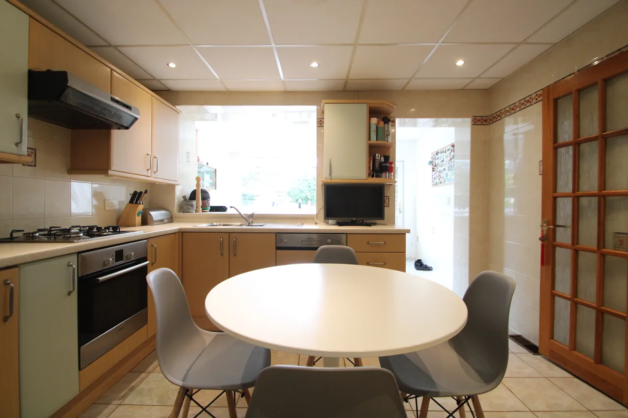 Dalkeith Avenue, Bishopbriggs, photo 15