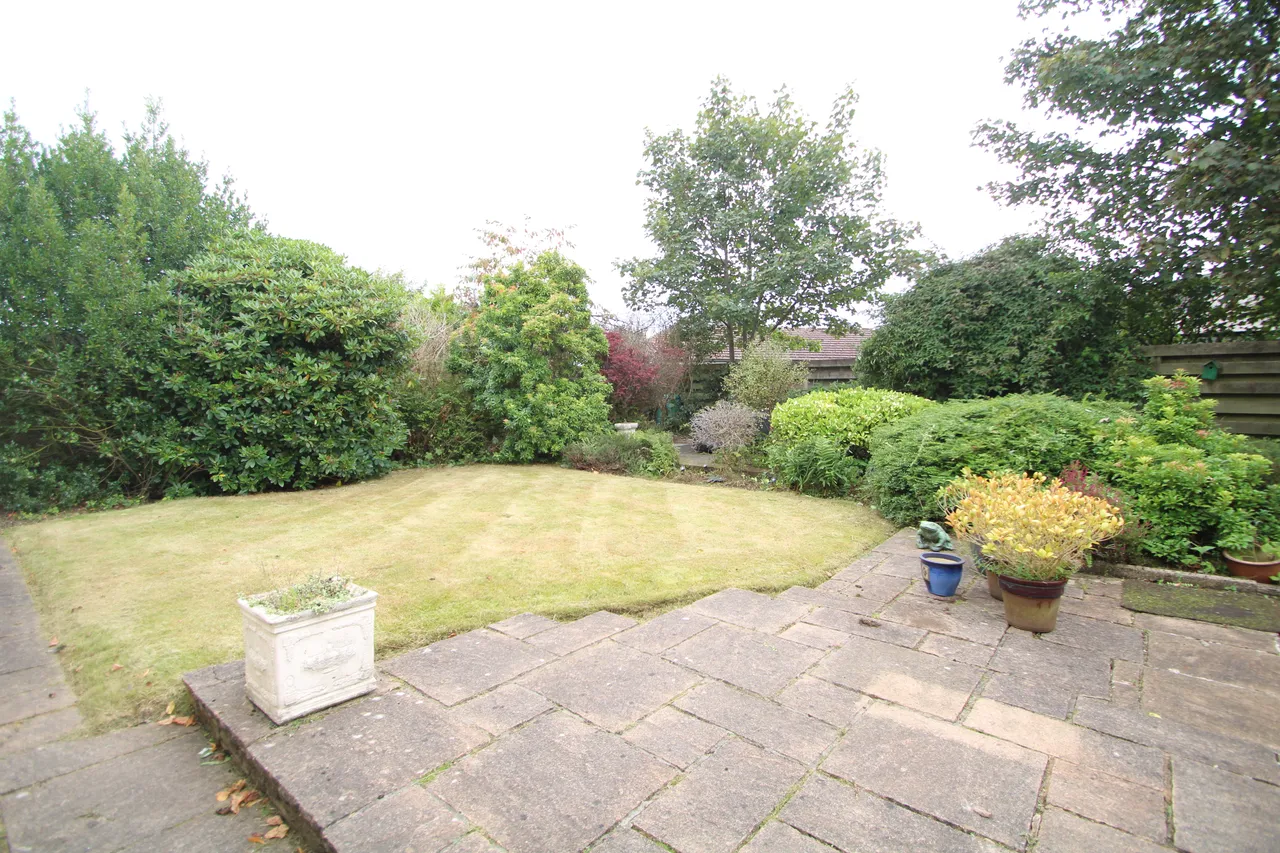 Dalkeith Avenue, Bishopbriggs, photo 12