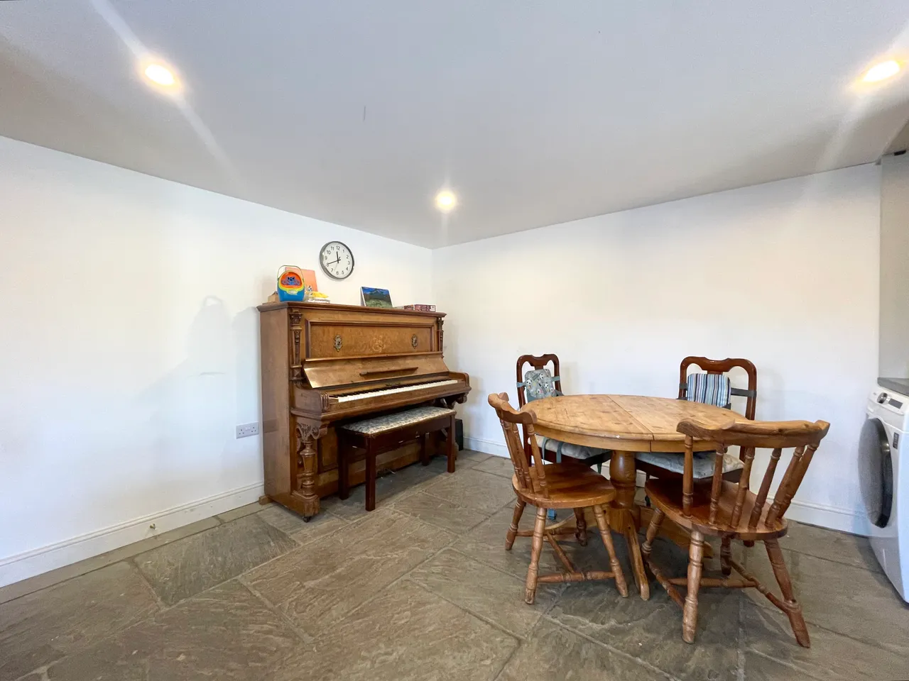 George Lane, Bredbury, SK6, photo 9