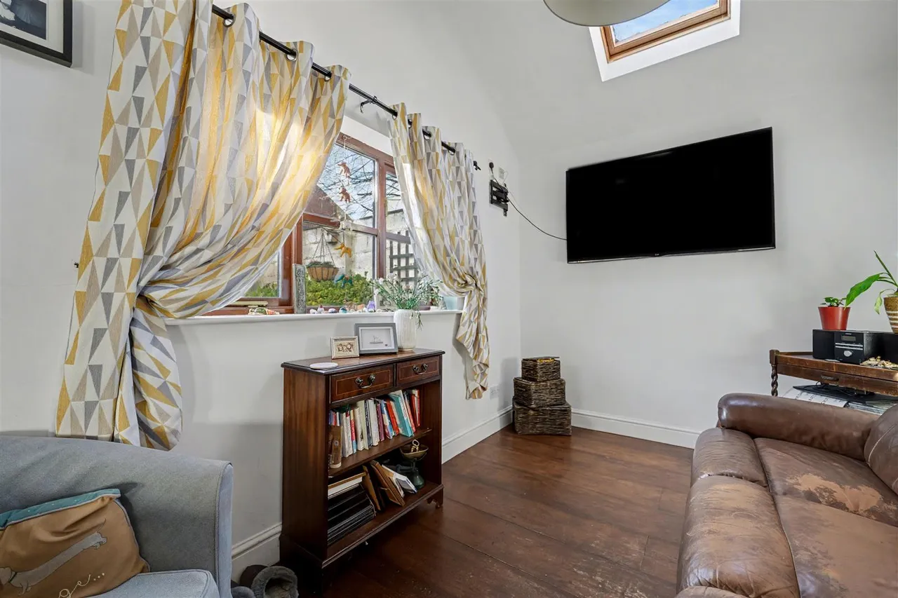 Holyhead Road, Coventry, photo 15
