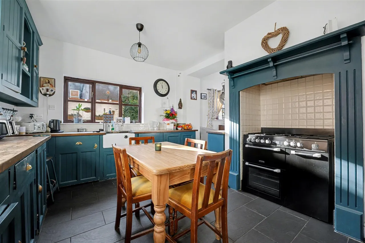 Holyhead Road, Coventry, photo 13