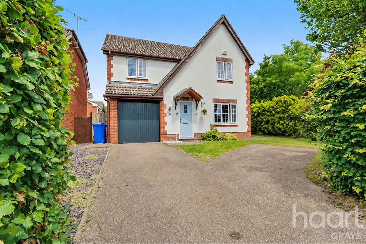 Saffron Road, Chafford Hundred, RM16, photo 2