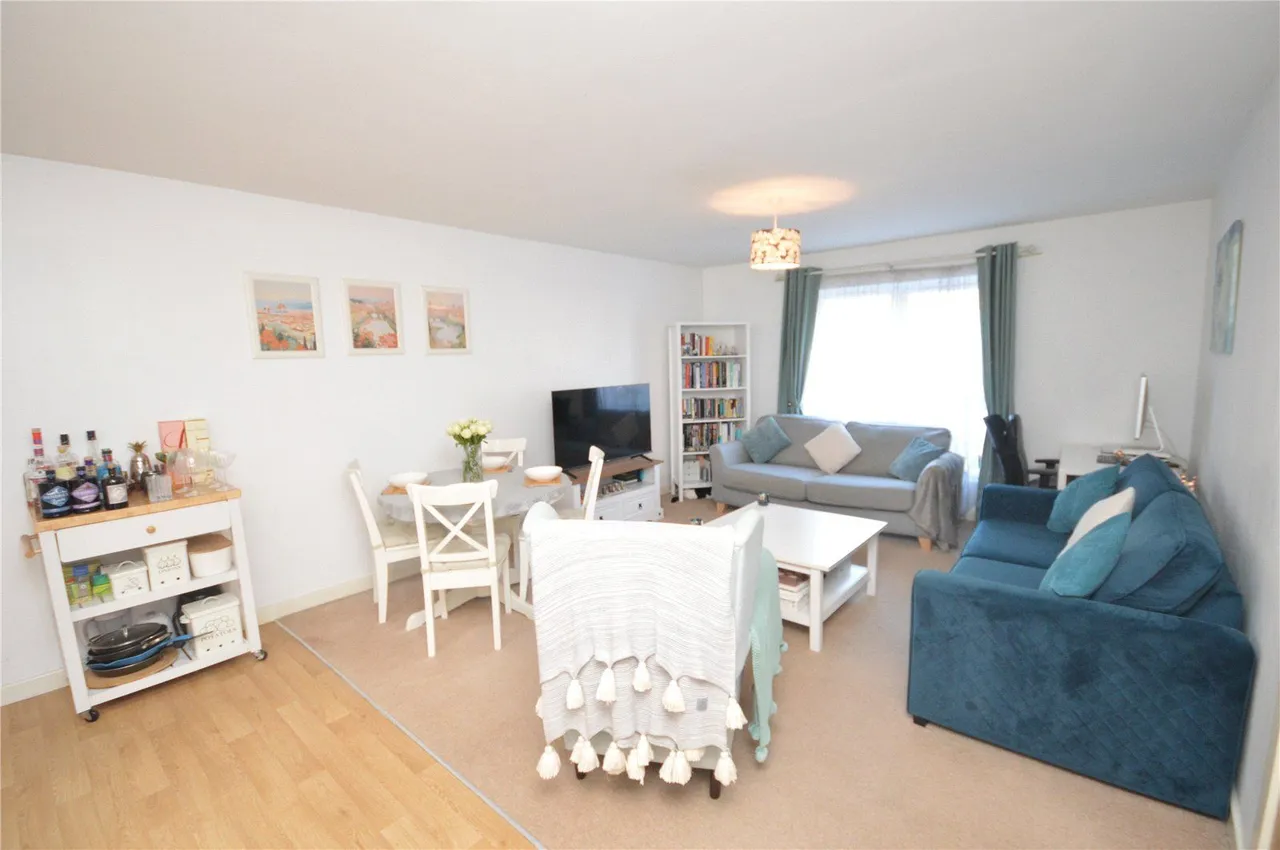 2 bed flat for sale, Tudor Way, Beeston, LS11