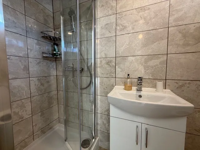 Garston Way, B43, photo 4