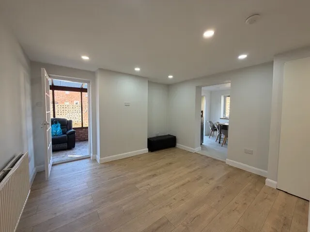 Garston Way, B43, photo 6
