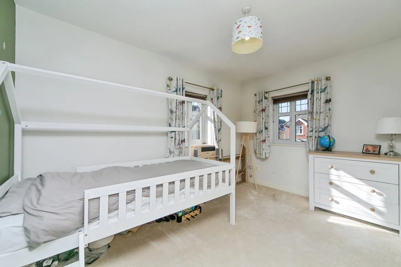 Ffordd Yr Wyddfa, Colwyn Heights, LL29, photo 15