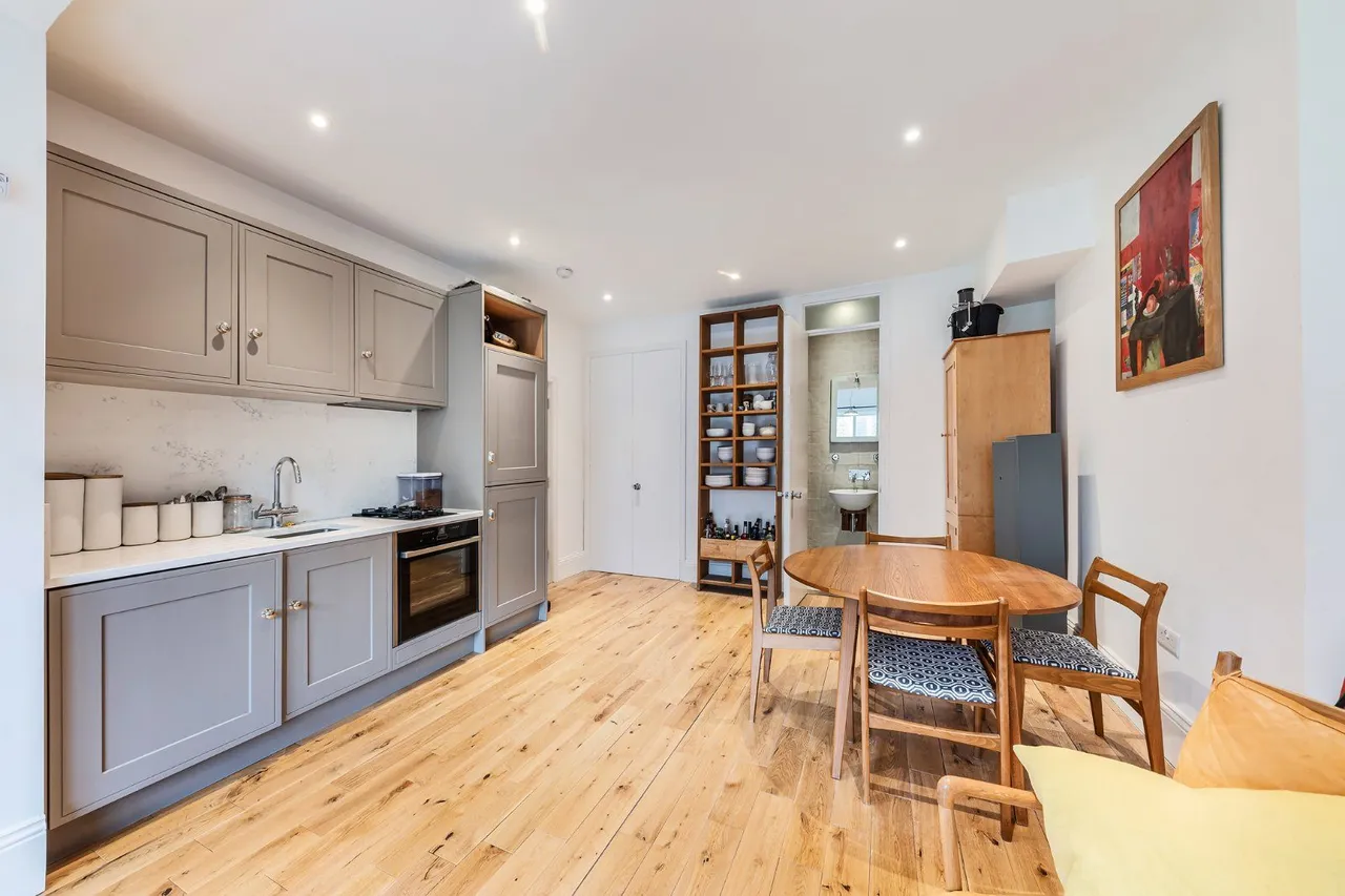 Lower Addison Gardens, Holland Park, London, W14 8BQ, photo 4