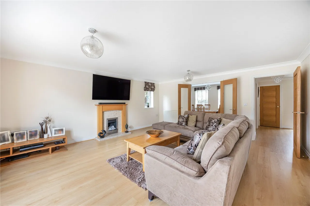 Monarch Drive, Shinfield, RG2, photo 7