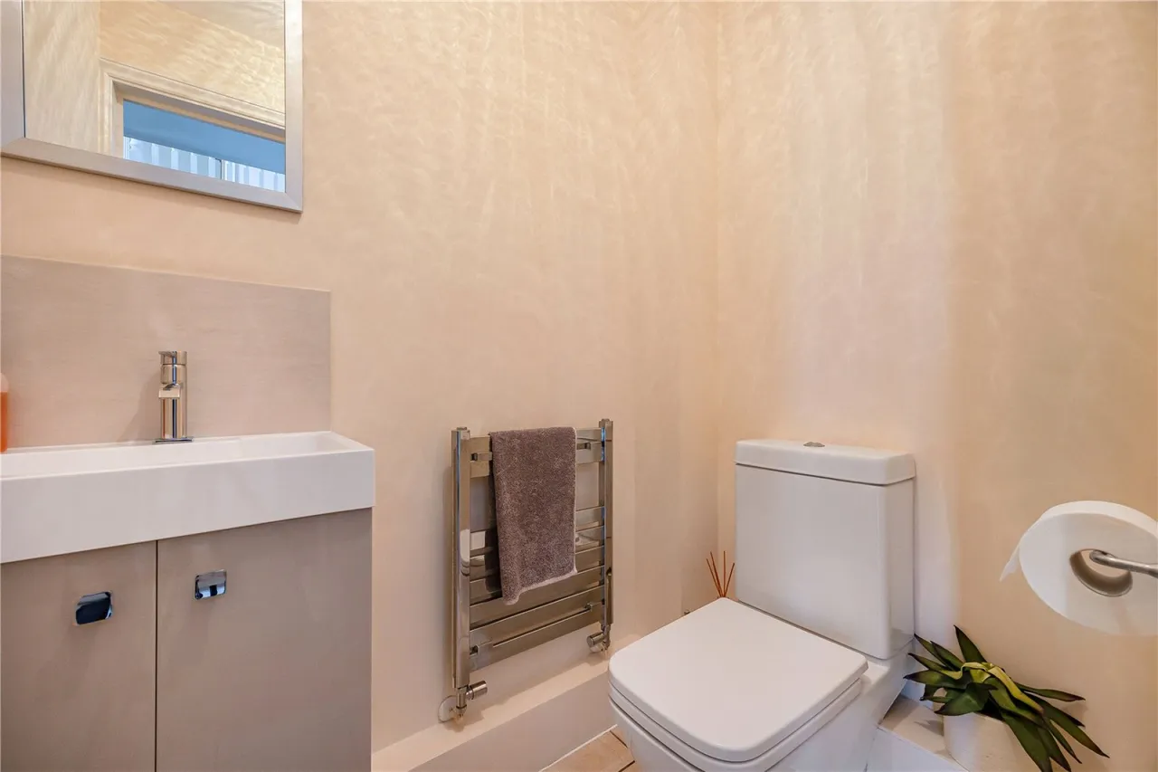 Monarch Drive, Shinfield, RG2, photo 5