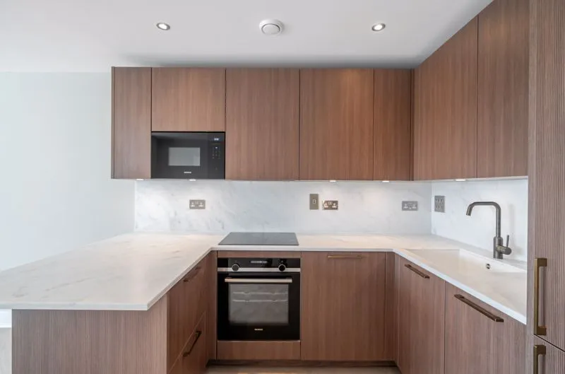 88 Riddlesdown Road, Purley CR8 1DD, photo 7
