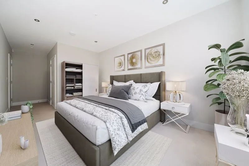 88 Riddlesdown Road, Purley CR8 1DD, photo 5