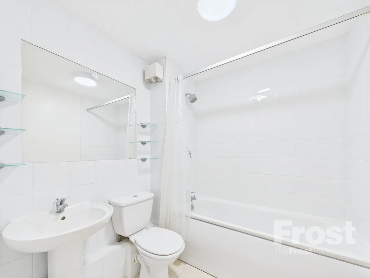 Blackpond Lane, Farnham Royal, photo 7