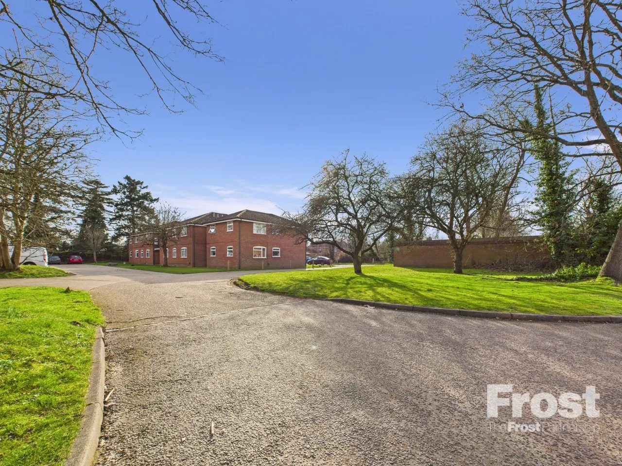 Blackpond Lane, Farnham Royal, photo 6