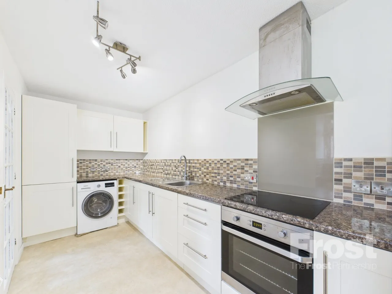 2 bed cobblers close, blackpond lane, farnham royal,sl2 to rent, Blackpond Lane, Farnham Royal