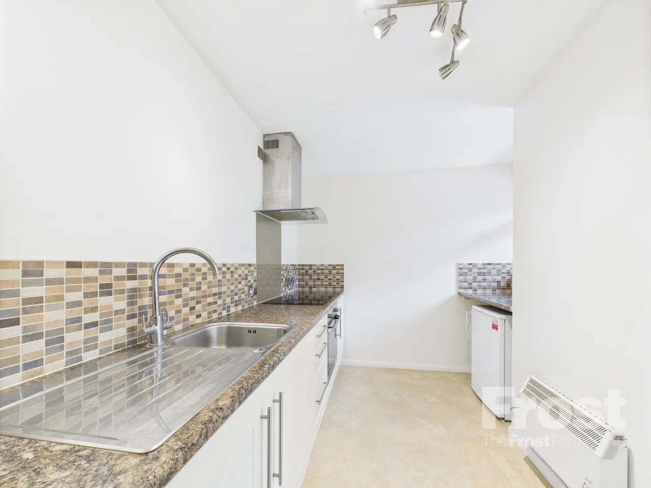 Blackpond Lane, Farnham Royal, photo 4