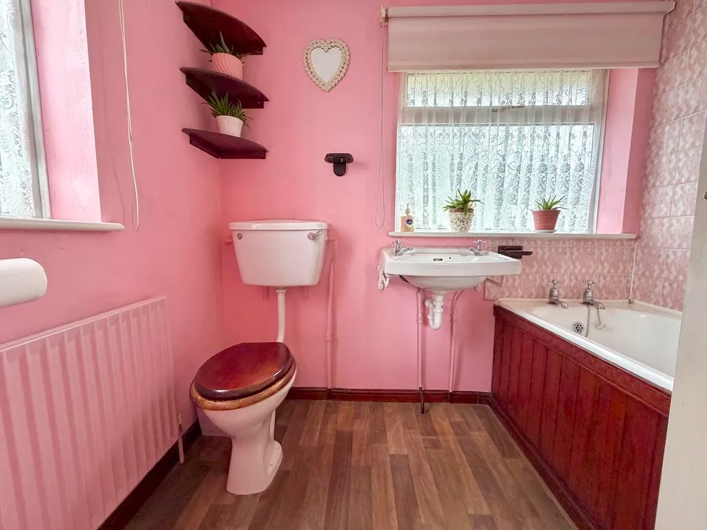 Poynters Road, Luton LU4 0TN, photo 5