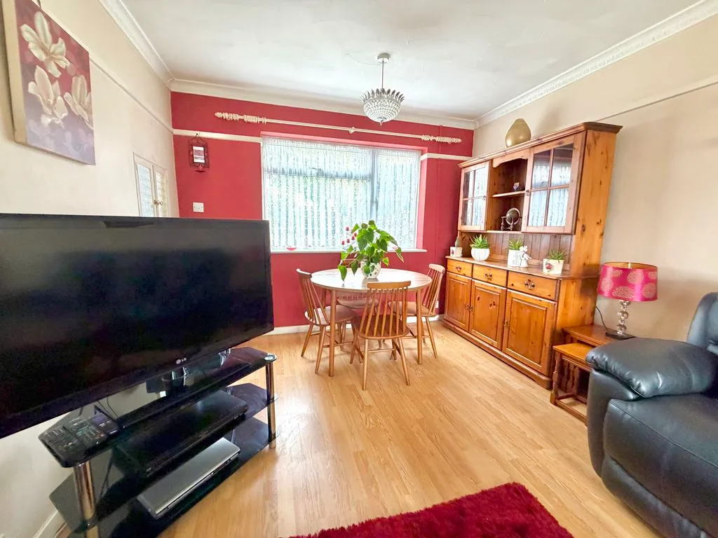 Poynters Road, Luton LU4 0TN, photo 7