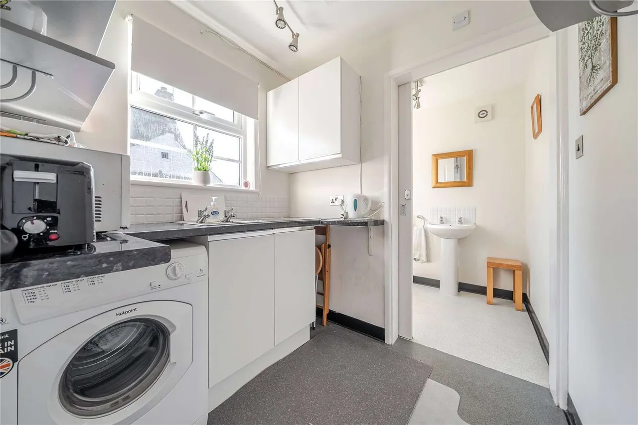 High Street, Maxey, PE6, photo 11