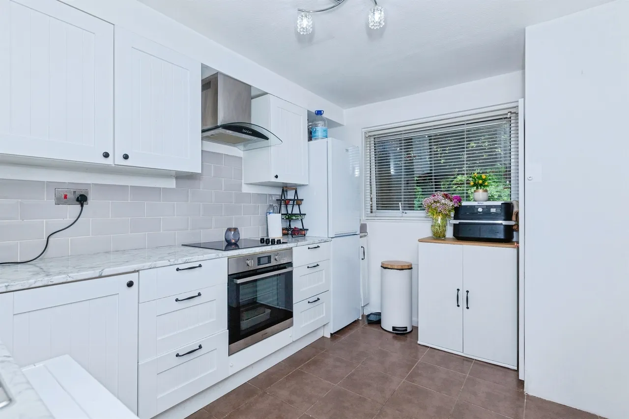Park Hill Drive, Leicester, photo 6