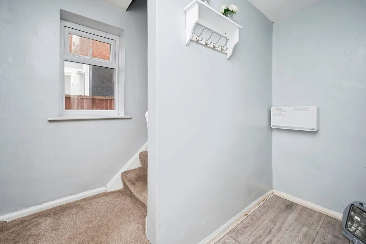 Brick Kiln Lane, Mansfield, Nottinghamshire, NG18, photo 5