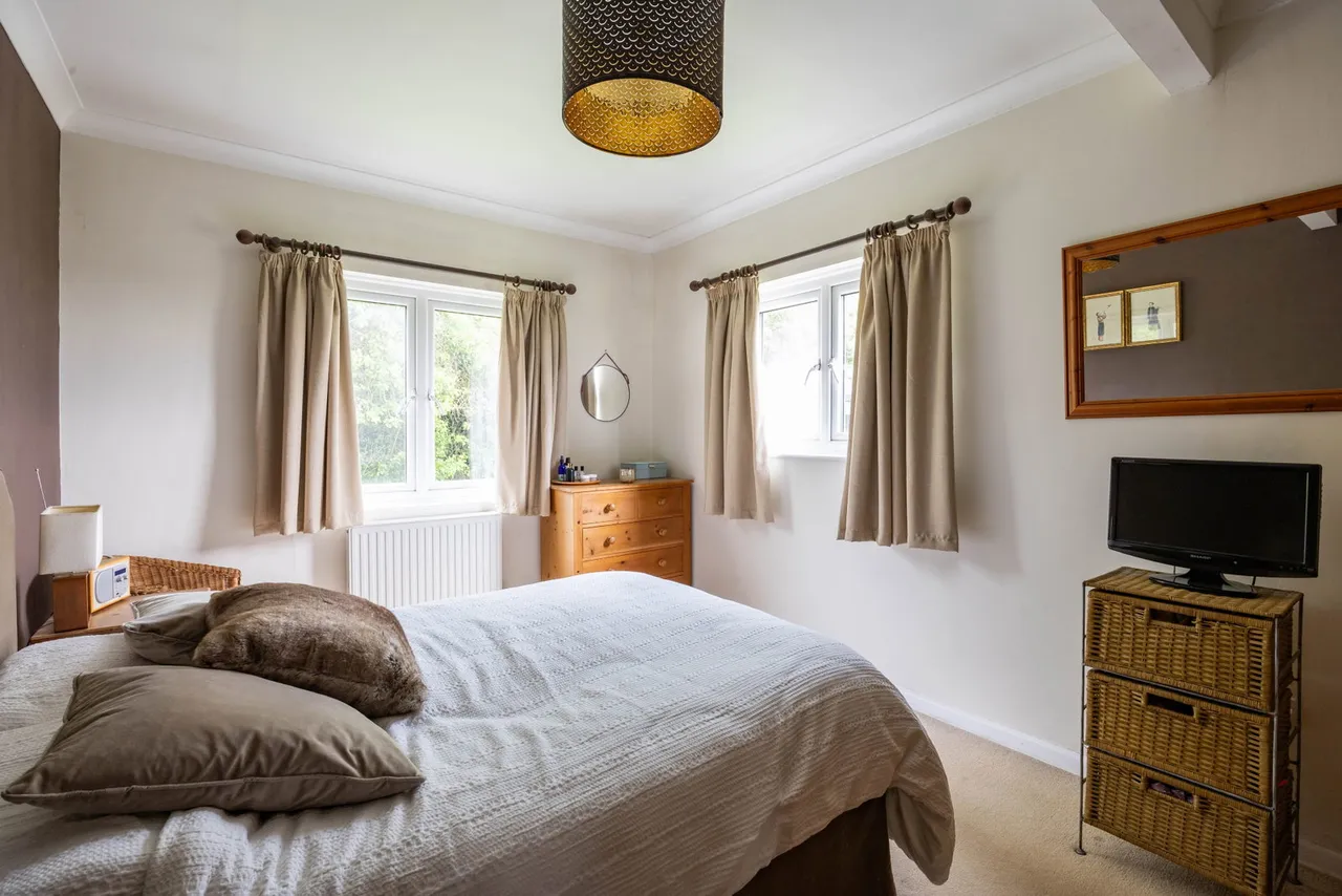 Grove Lane, Yatton Keynell, SN14, photo 32