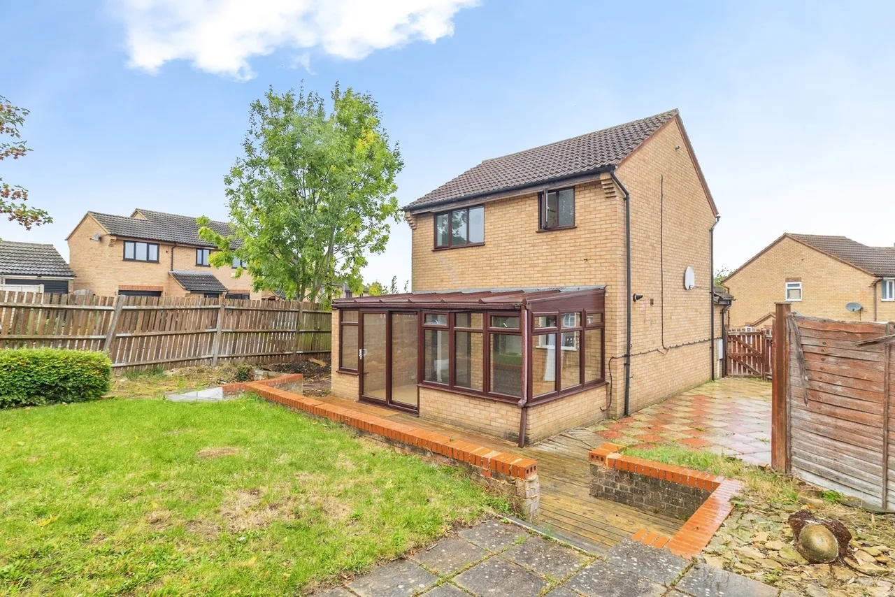 3 bed house for sale, Gisburn Close, Heelands, MK13