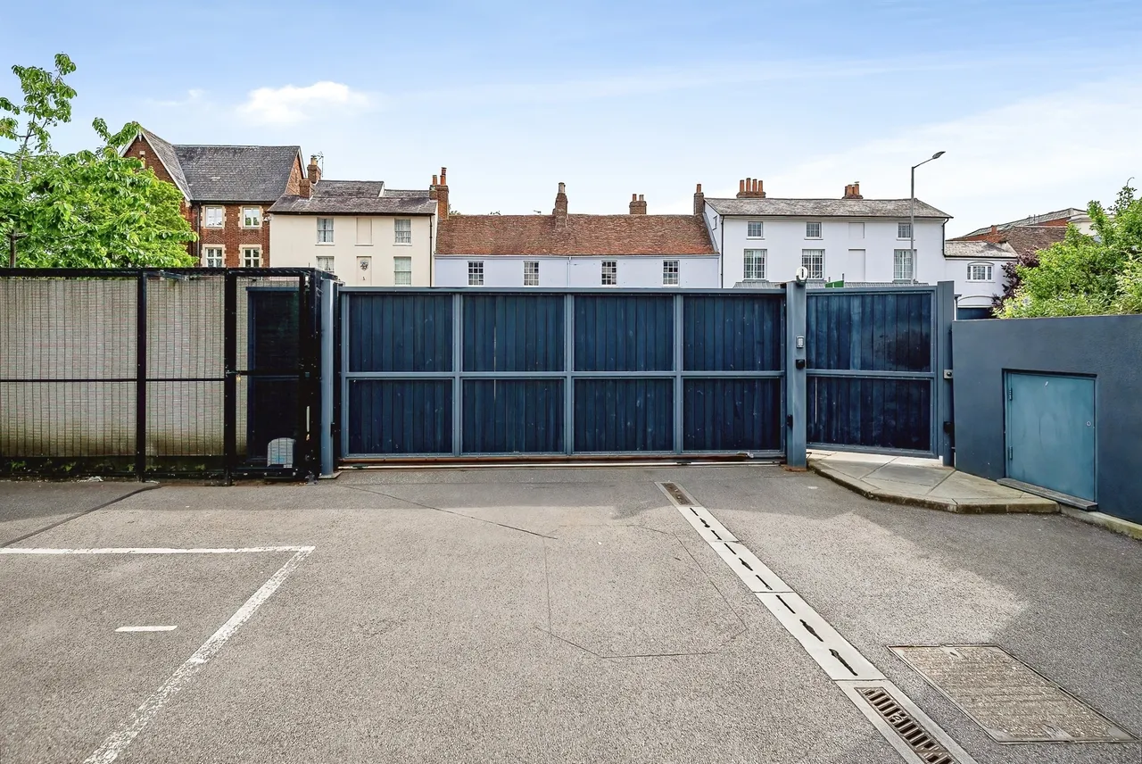 Walton Street, Aylesbury, HP21, photo 6