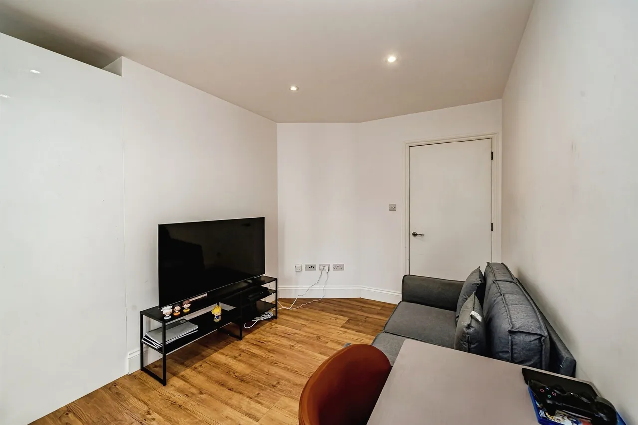 Walton Street, Aylesbury, HP21, photo 5