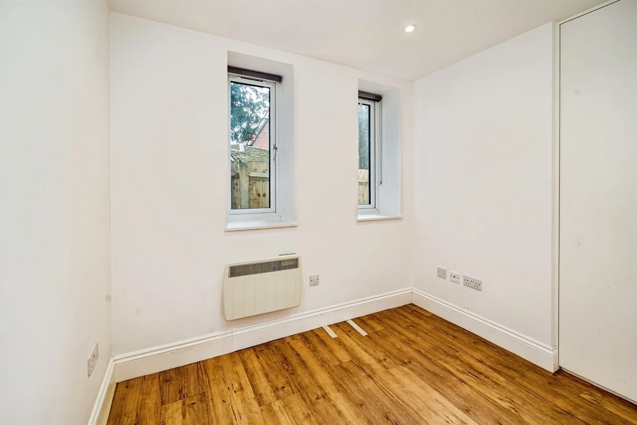 Walton Street, Aylesbury, HP21, photo 8