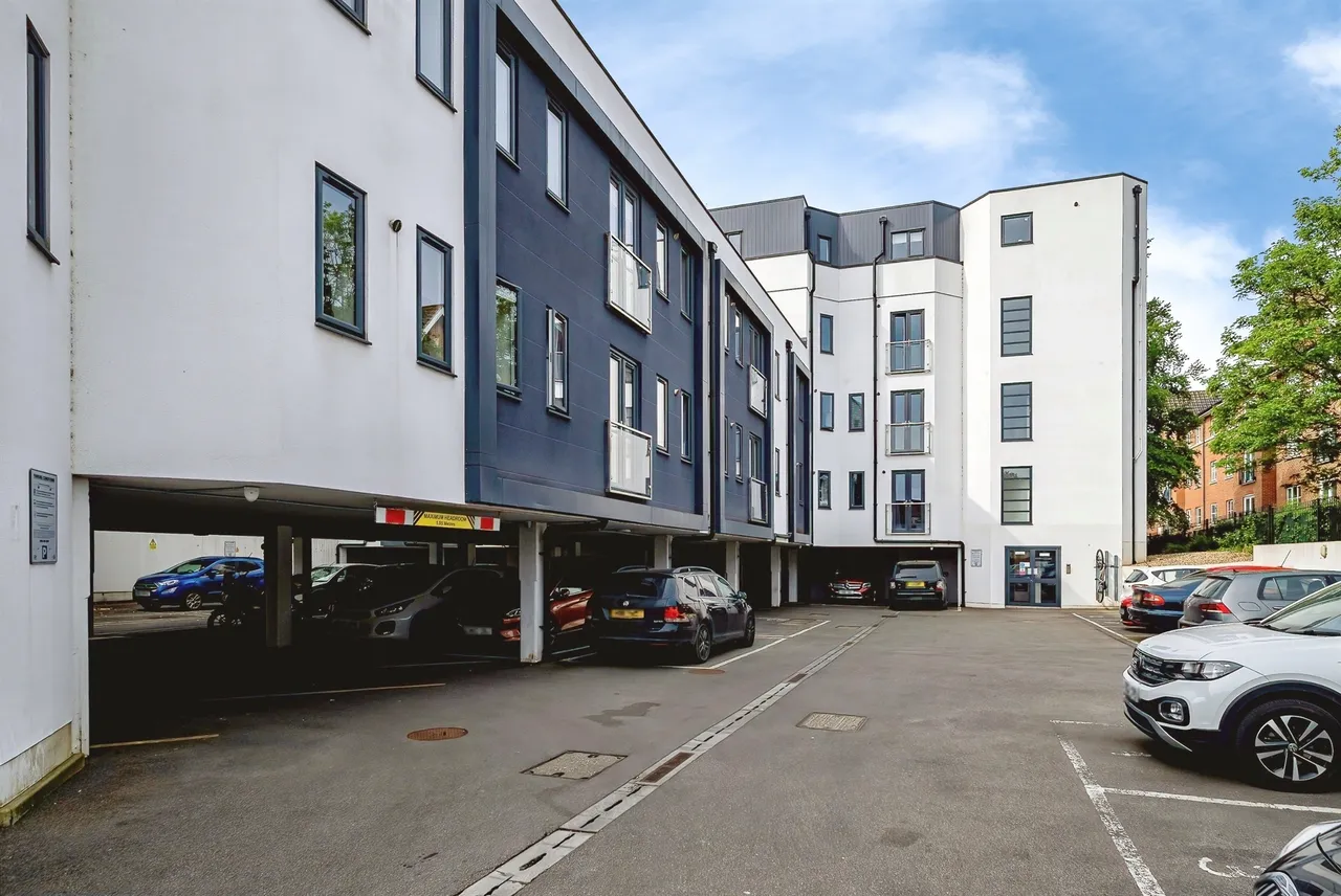 Walton Street, Aylesbury, HP21, photo 10